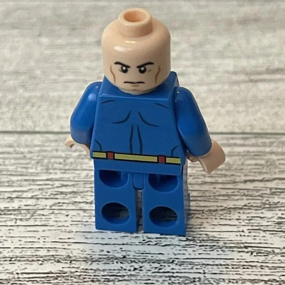 LEGO 76028 DC Justice League Darkseid SUPERMAN Jumper Minifigure Reversible - Picture 2 of 3